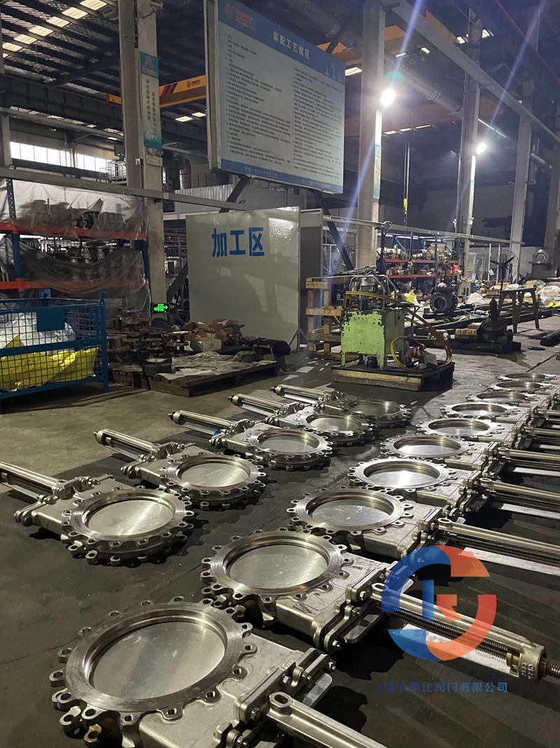 上?？ㄋ贡乳y門(mén)有限公司擁有集科研、設(shè)計(jì)制造、銷(xiāo)售服務(wù)于一體的綜合性企業(yè)。主要產(chǎn)品：閘閥，截止閥，止回閥，安全閥，疏水閥，隔膜閥，減壓閥，球閥，柱塞閥，蝶閥，防爆閥門(mén)，電動(dòng)閥門(mén)，氣動(dòng)閥門(mén)，水力控制閥，化工通用閥門(mén)等，閥門(mén)可采用手動(dòng)、電動(dòng)、齒輪傳動(dòng)、氣動(dòng)等各種驅(qū)動(dòng)裝置。咨詢電話：17317980153（微信同號(hào)）